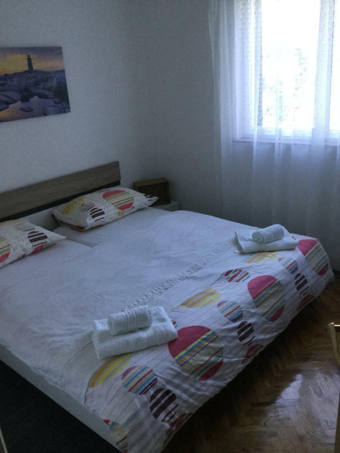 Apartment Arnie Njivice Eksteriør bilde